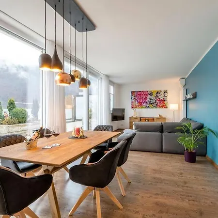 Penthouse Mountain View *